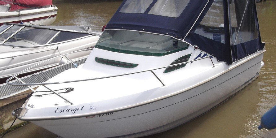 B2 Marine 500 Cabin (available)