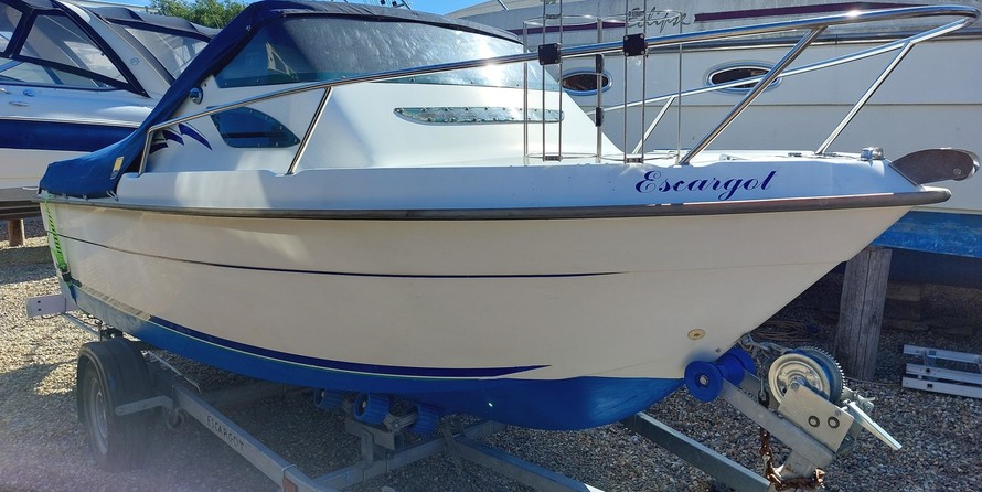 B2 Marine 500 Cabin (available)