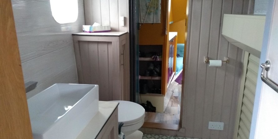 Bruce roberts spray 45