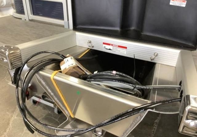 Bennington 23 SXSNPAPG