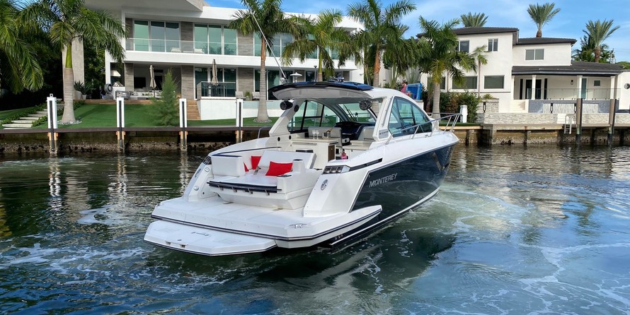 Bavaria Sport 360 coupe