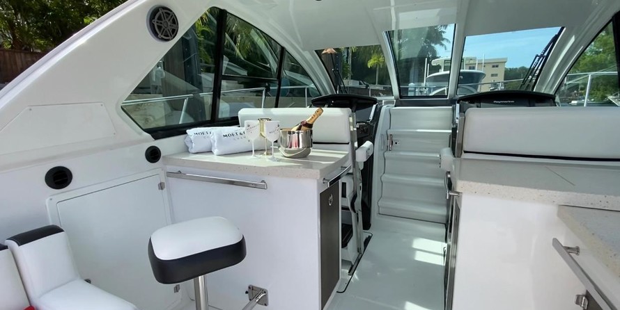 Bavaria Sport 360 coupe