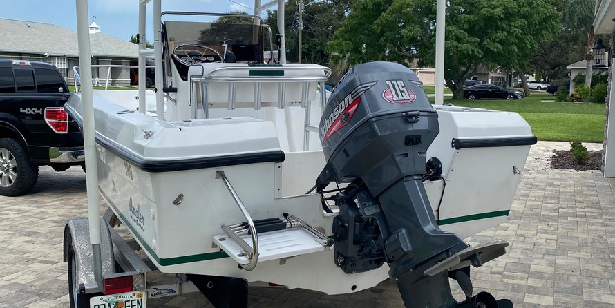 Angler Pro Boats 2900 center console