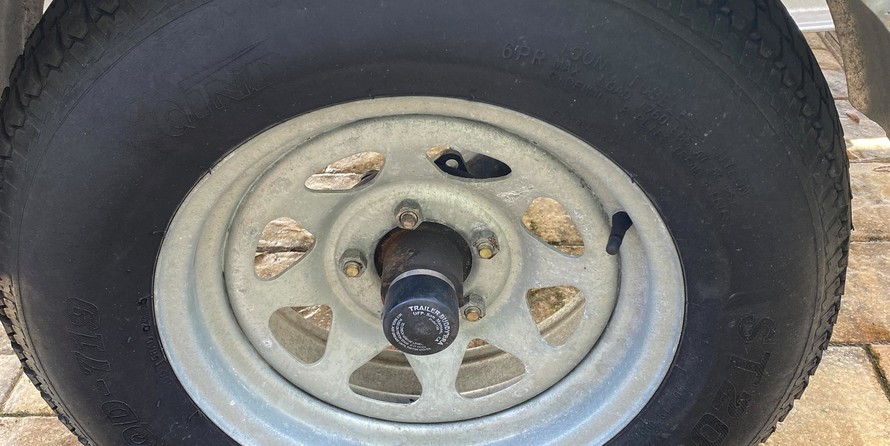 Angler Pro Boats 2900 center console