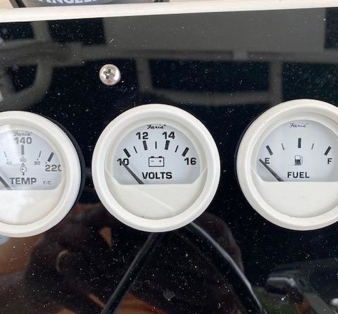 Angler Pro Boats 2900 center console