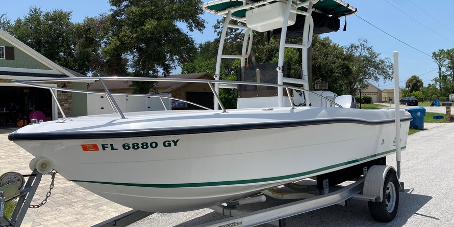 Angler Pro Boats 2900 center console