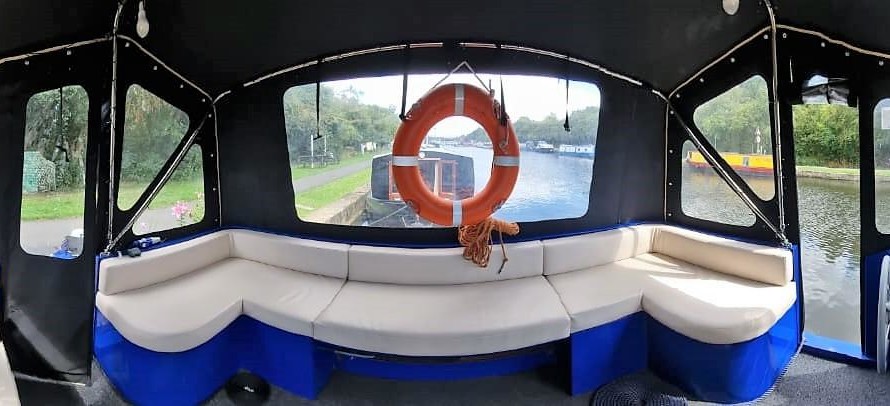 Wide beam narrowboat 65 x 12 hanbury monarch
