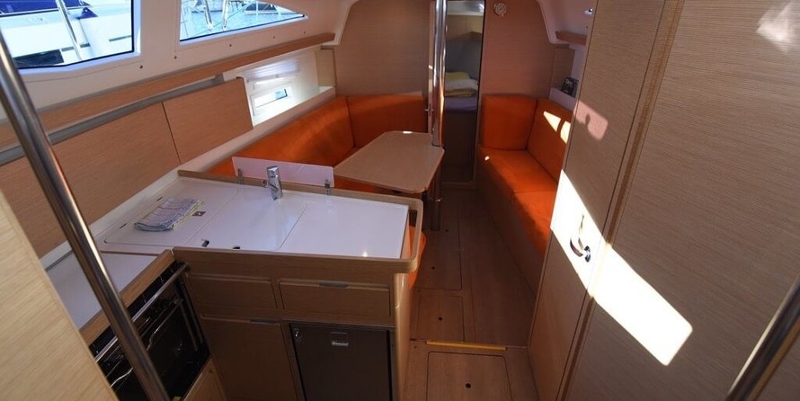 Elan Impression 35