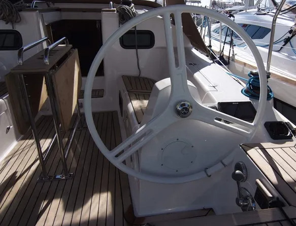 Elan Impression 35