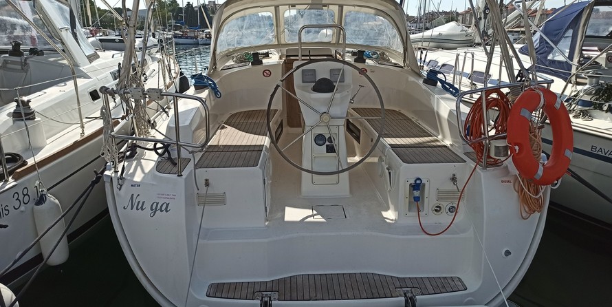 Bavaria Cruiser 36