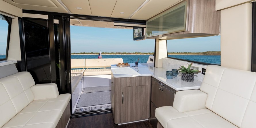 Regal 42 Grande Coupe