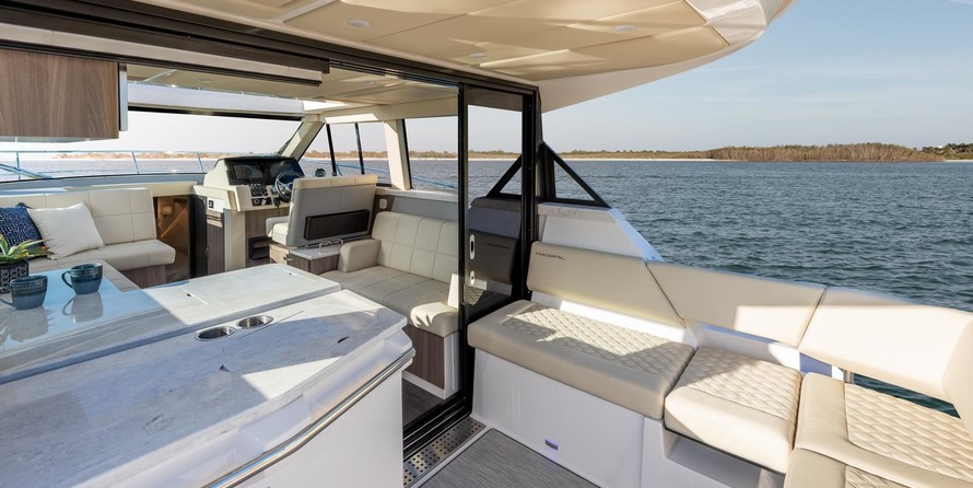 Regal 42 Grande Coupe