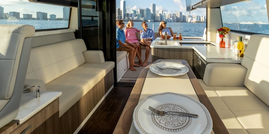 Regal 42 Grande Coupe
