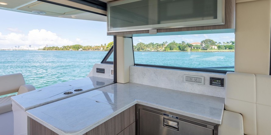 Regal 42 Grande Coupe