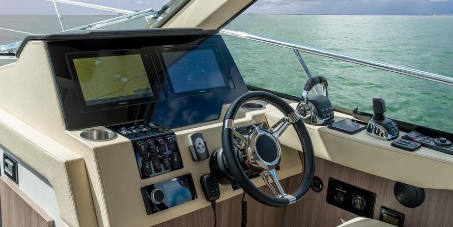 Regal 42 Grande Coupe