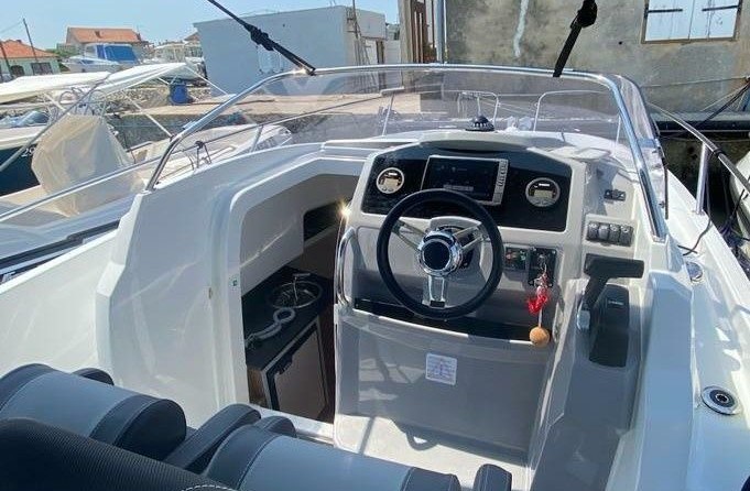 Jeanneau Cap Camarat 7.5