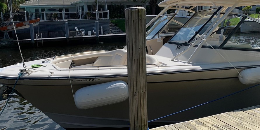 Grady-White Freedom 335