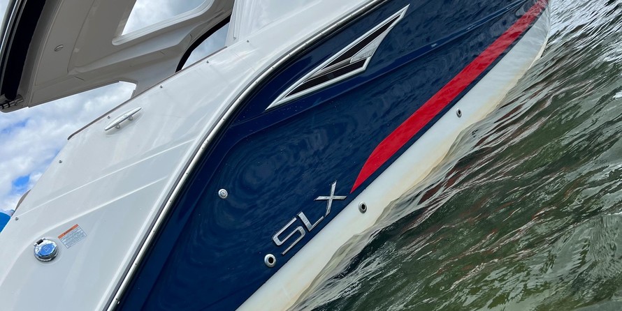 Sea Ray 310 SLX