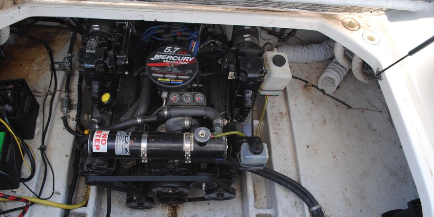 Bayliner 242 Classic