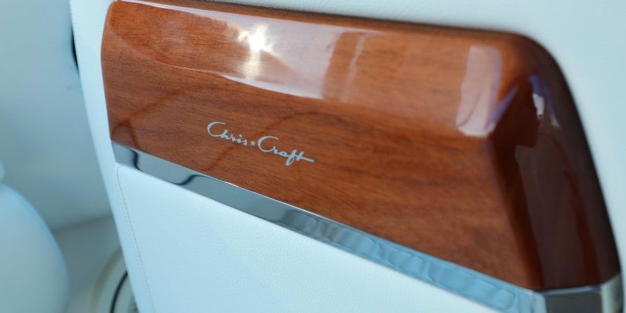 Chris-Craft Launch 35 GT