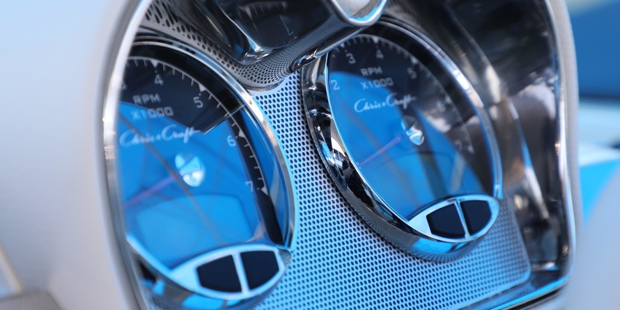 Chris-Craft Launch 35 GT