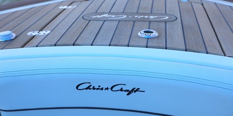 Chris-Craft Launch 35 GT