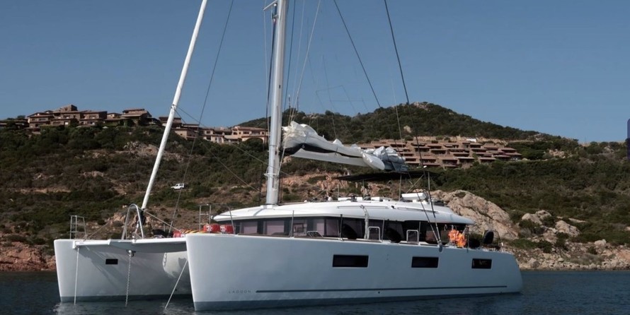 Lagoon 620