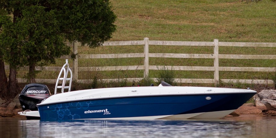 Bayliner E18