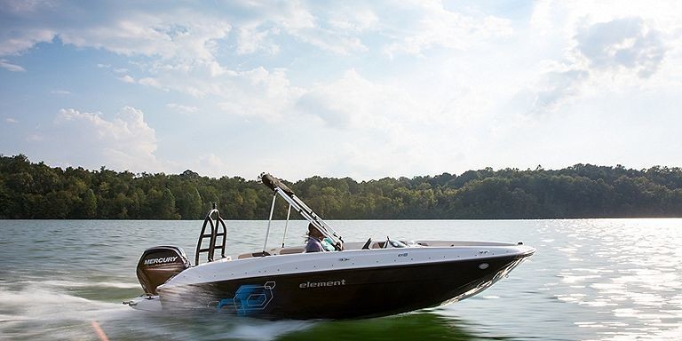 Bayliner E18