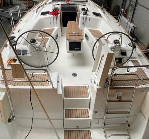 Beneteau Oceanis 40