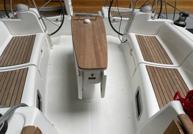 Beneteau Oceanis 40