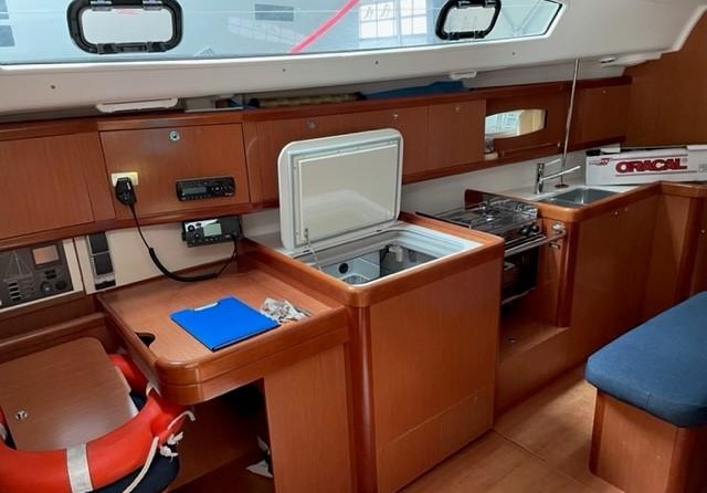 Beneteau Oceanis 40