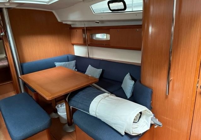 Beneteau Oceanis 40