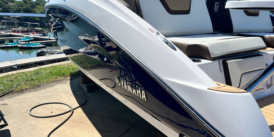 Yamaha Boats 252SD