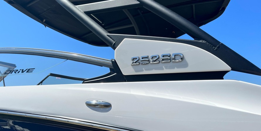Yamaha Boats 252SD