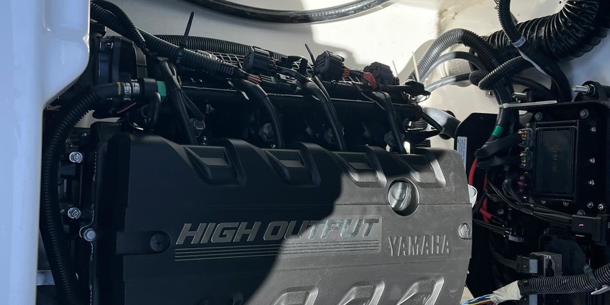 Yamaha Boats 252SD