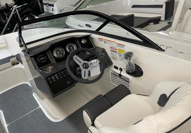 Bayliner VR6 BOWRIDER