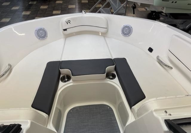 Bayliner VR6 BOWRIDER