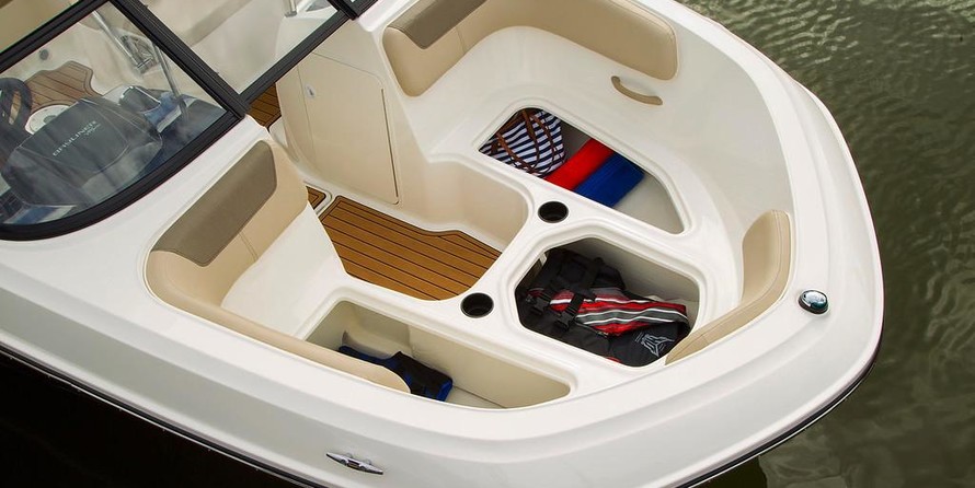 Bayliner VR6 BOWRIDER