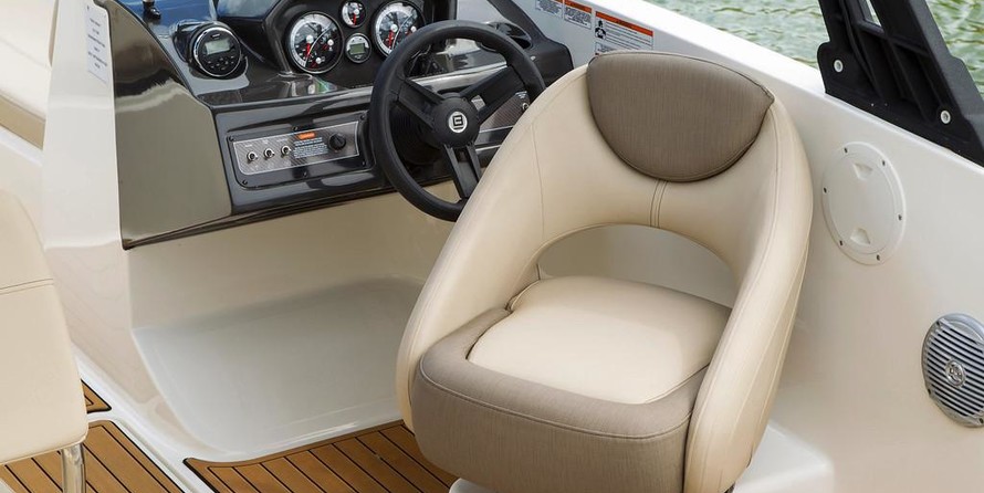 Bayliner VR6 BOWRIDER