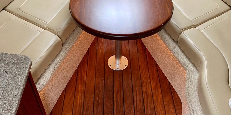Monterey 295 Sport Yacht