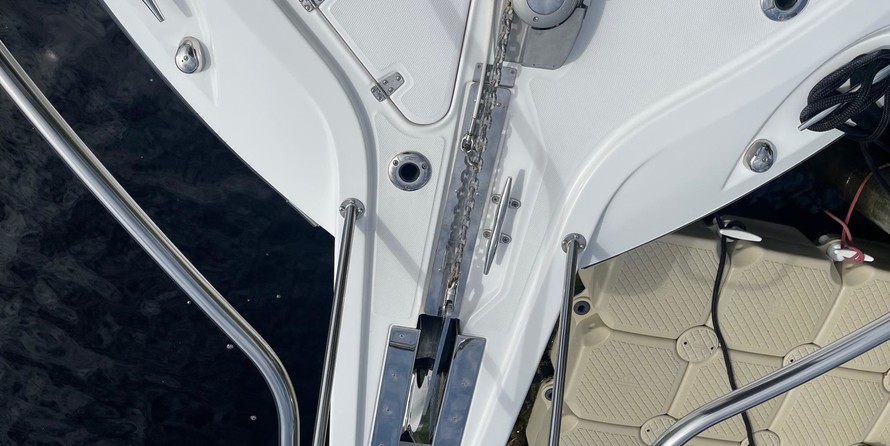 Boston Whaler 345 Conquest