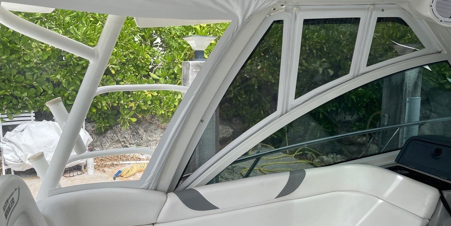 Boston Whaler 345 Conquest