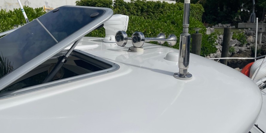 Boston Whaler 345 Conquest