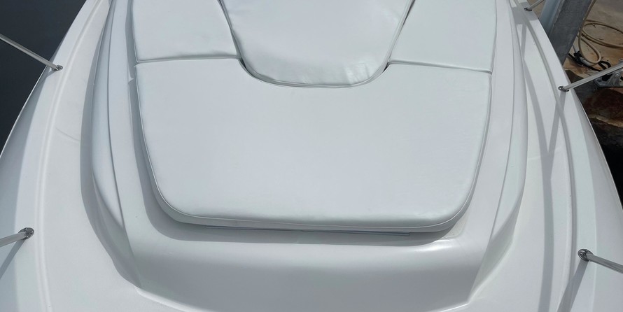 Boston Whaler 345 Conquest