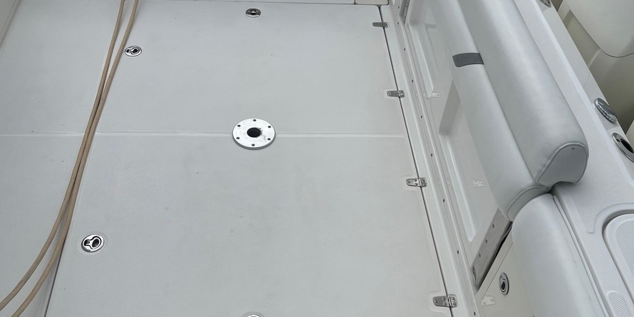 Boston Whaler 345 Conquest