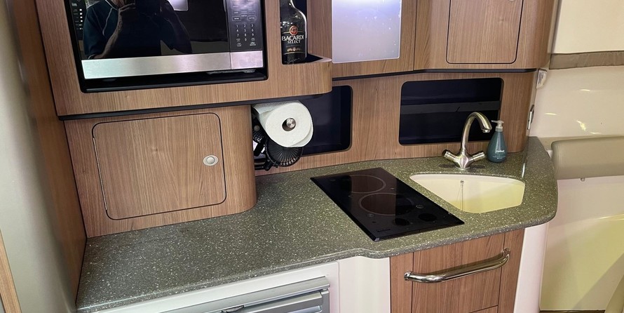 Boston Whaler 345 Conquest