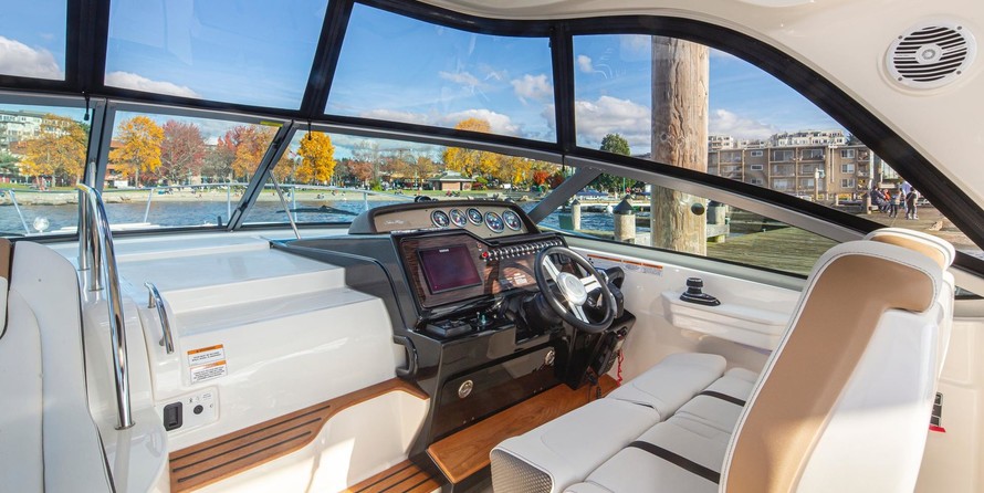 Sea Ray Sundancer 350