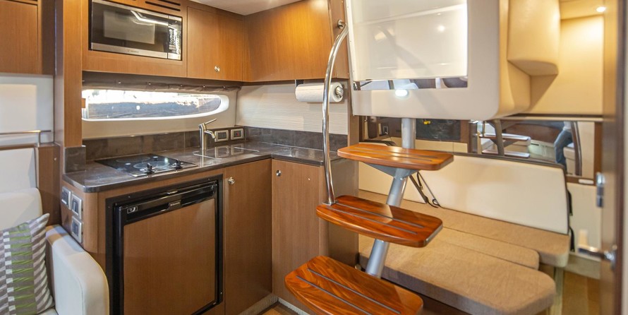 Sea Ray Sundancer 350