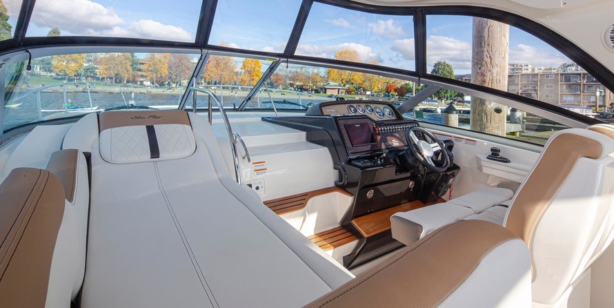 Sea Ray Sundancer 350